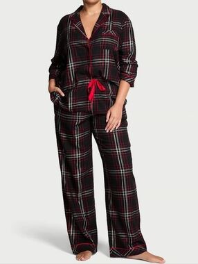 Victoria's Secret Cotton Flannel Long Pajama Set NWT Large Long